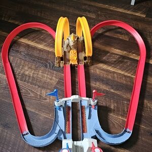 Hot Wheels Mario Kart Bowsers Castle Track With Blue Yoshi Car